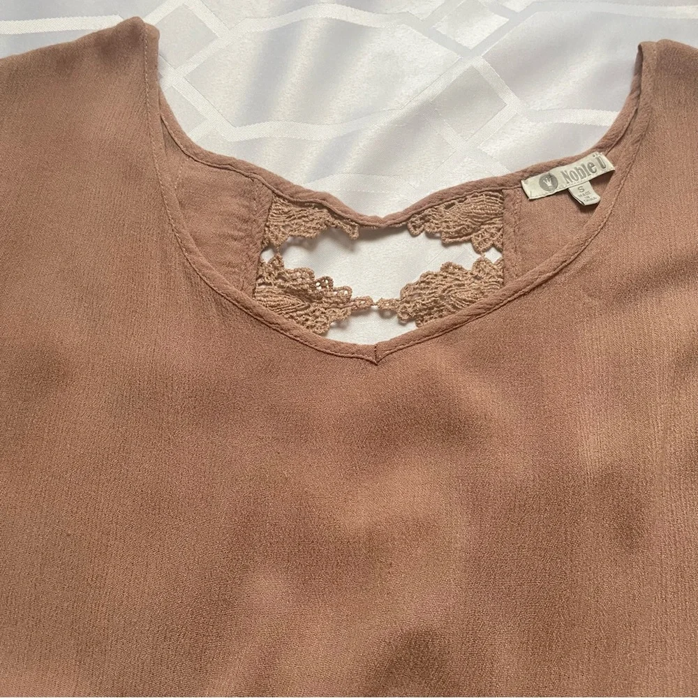 Noble U Lace Trim Bell Sleeve Peplum Top Brown Women's Small